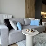 Apartment Neon I
